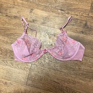 Victoria’s Secret Angels Pink Lacey Bra 36C
